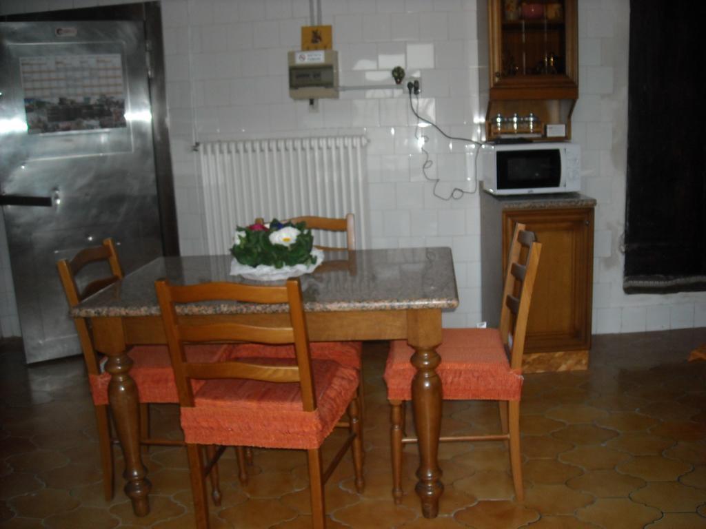 B&B Corte Bezzetti Volta Mantovana Exterior foto