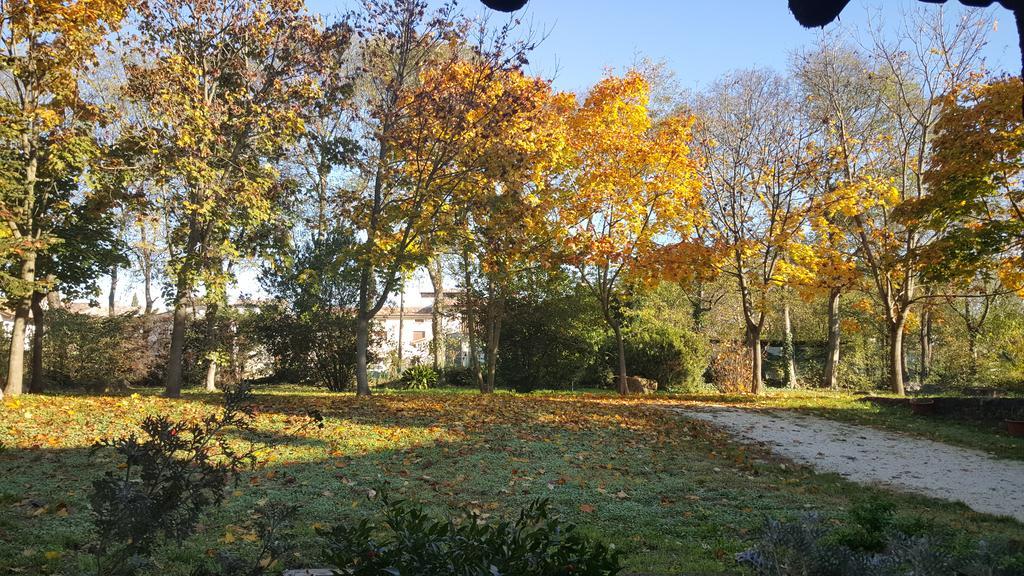 B&B Corte Bezzetti Volta Mantovana Exterior foto